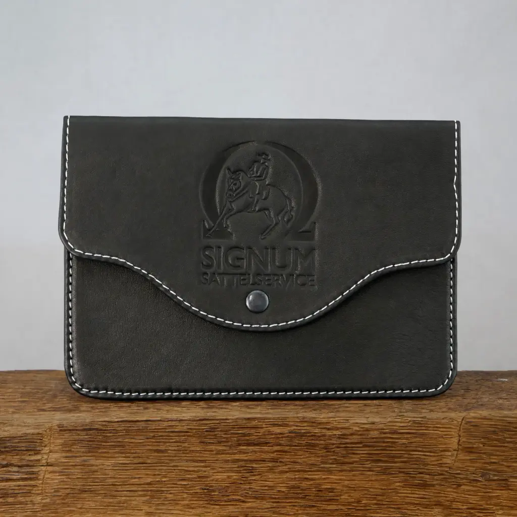 SIGNUM Equine Passport Holder made of Leather