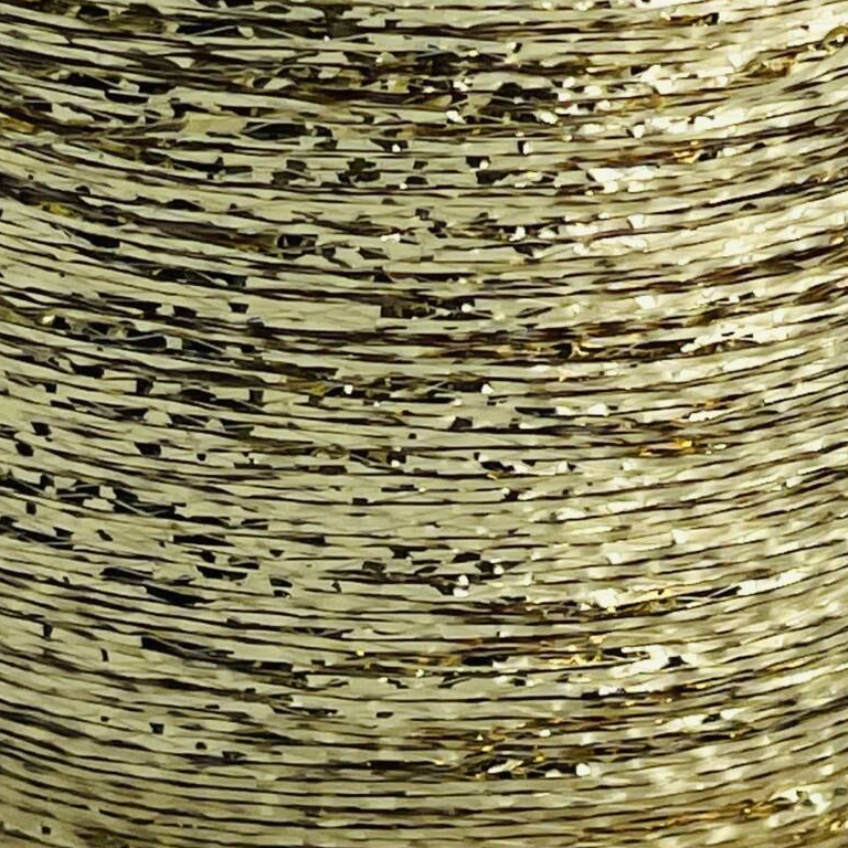 Farbe Bestickung: Gold